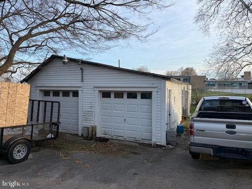 226 E Winona Ave, NORWOOD, PA, 19074-1300 | Card Image