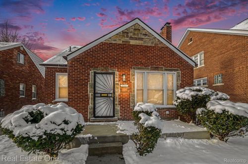 5721 Somerset Ave, Detroit, MI, 48224-3118 | Card Image