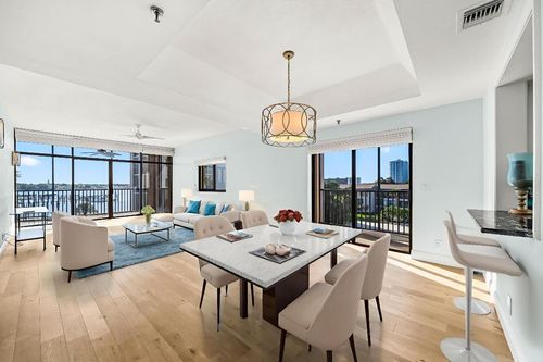 418-11370 Twelve Oaks Way, North Palm Beach, FL, 33408-3285 | Card Image