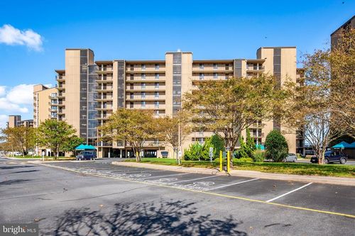 609 Chesapeake House Rd, BETHANY BEACH, DE, 19930-8045 | Card Image