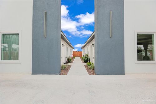 apt-4-3620 Mayfair St, Edinburg, TX, 78542-8499 | Card Image