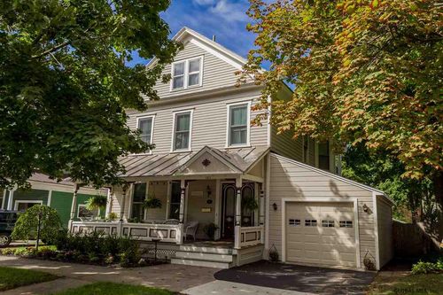 137 Lake Ave, Saratoga Springs, NY, 12866-2432 | Card Image