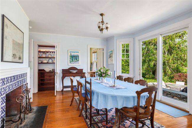 Dining over looking the patio | Image 14