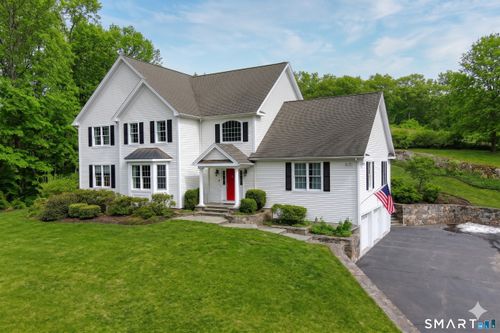 98 Hopewell Woods Rd, Redding, CT, 06896-1700 | Card Image