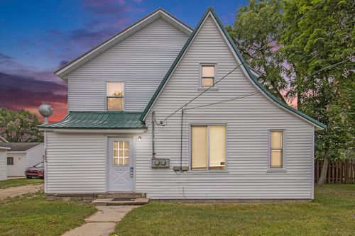 1332 E Wilcox Ave, White Cloud, MI, 49349-9601 | Card Image
