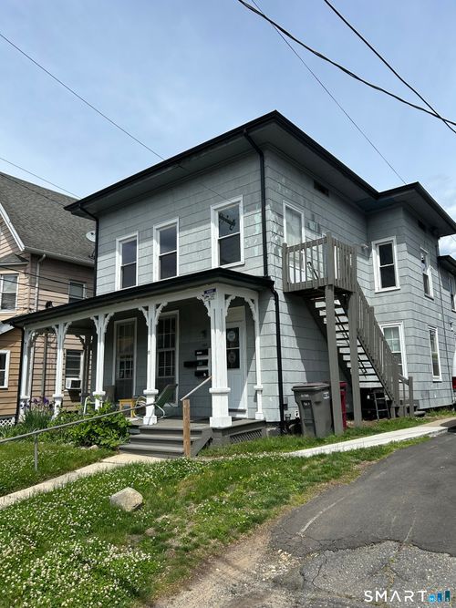2-r-163 Meadow St, Naugatuck, CT, 06770-4066 | Card Image