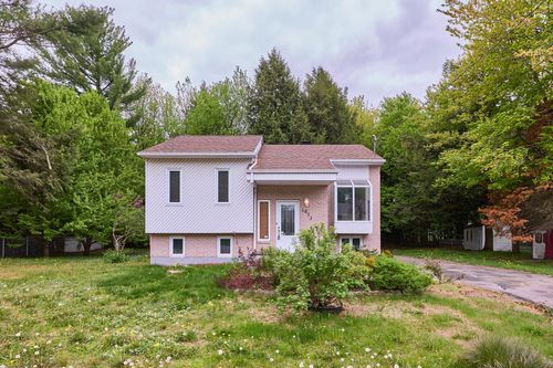 1013 Rue De La Cité-Des-Pins, Saint Lin  Laurentides, QC, J5M2E7 | Card Image