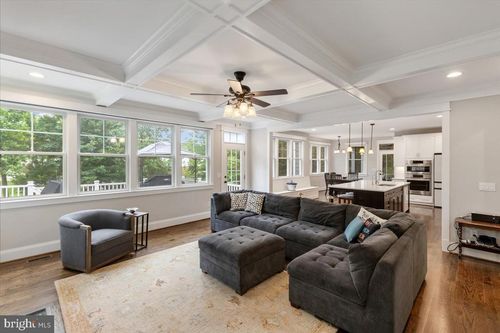 6619 Byrnes Dr, MCLEAN, VA, 22101-5228 | Card Image