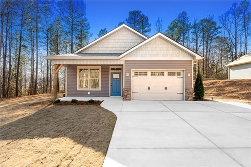 526 B S Bibb St, Westminster, SC, 29693-2135 | Card Image