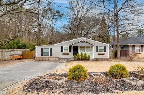 1756 Dresden Dr Ne, Brookhaven, GA, 30319-3667 | Card Image