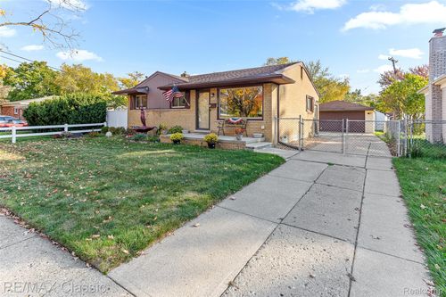 3819 Garfield St, Wayne, MI, 48184-1929 | Card Image