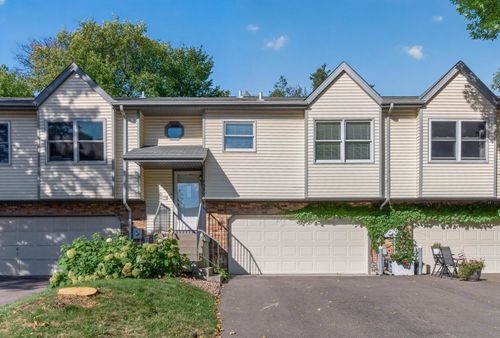 7359 Bren Ln, Eden Prairie, MN, 55346-4136 | Card Image
