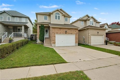 60 Lena Cres, Cambridge, ON, N1R8P4 | Card Image