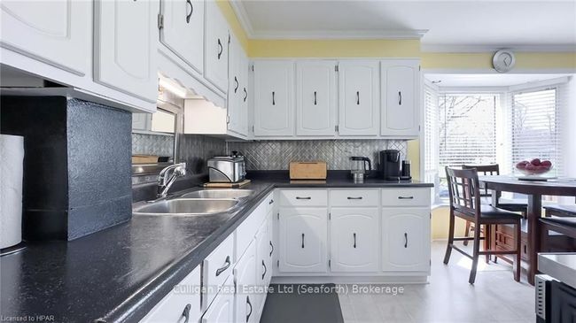 3987 Perth Rd 180, House other with 3 bedrooms, 2 bathrooms and 1 parking in Dublin ON | Image 16