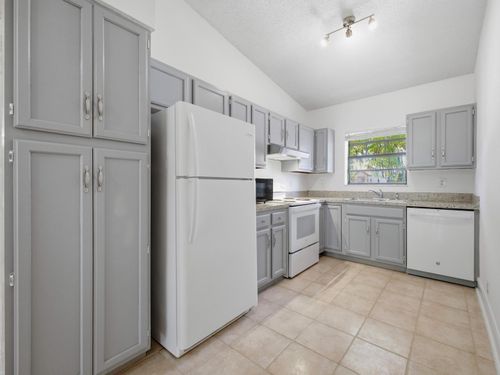 n221-321 Norwood Ter, Boca Raton, FL, 33431-6588 | Card Image