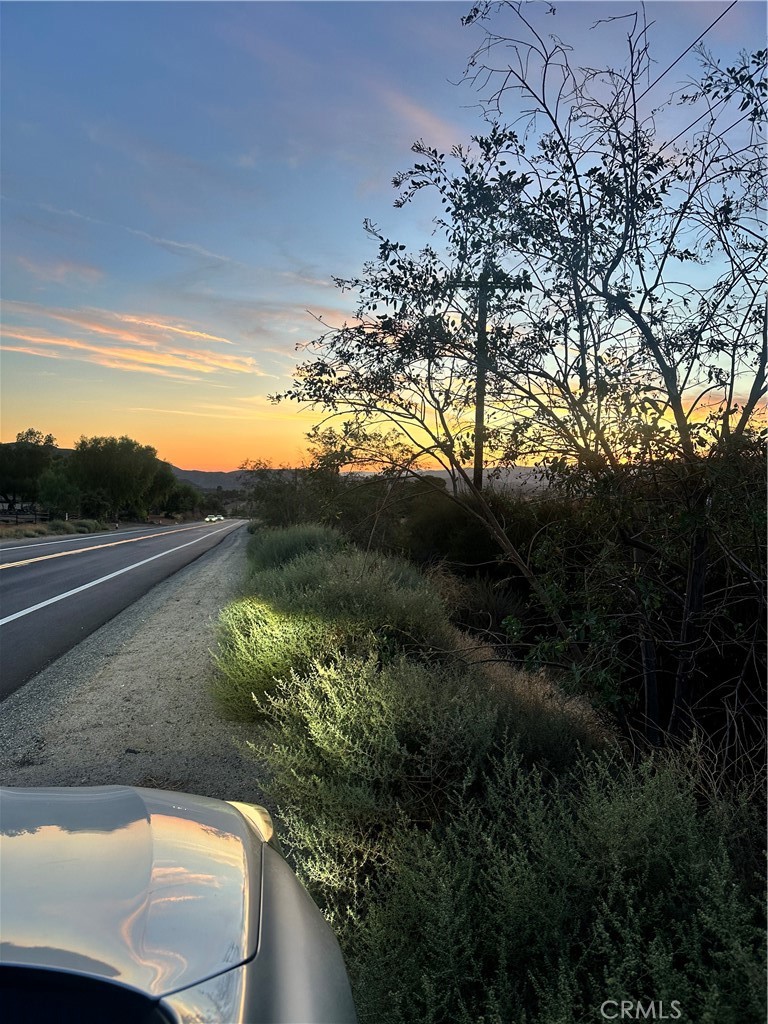 Land in Agua Dulce