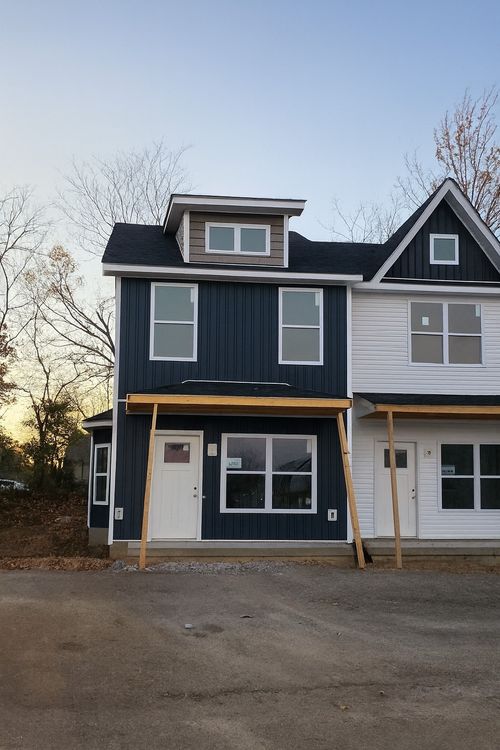 131 Front Ridge Cir, Clarksville, TN, 37040-7387 | Card Image