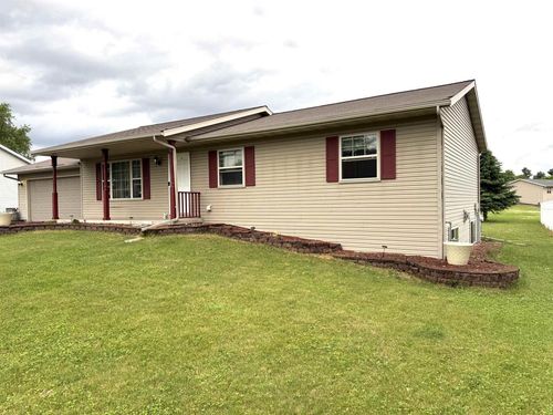 6110 Quentin Street, Weston, WI, 54476 | Card Image