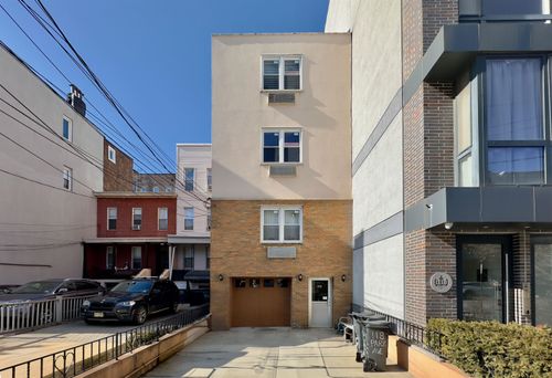 118 Park Ave, Hoboken, NJ, 07030-3715 | Card Image