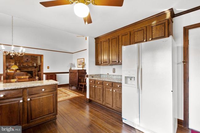 14445 Kings Grant Ln, House other with 3 bedrooms, 3 bathrooms and null parking in DOSWELL VA | Image 25