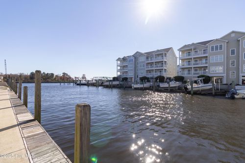 c-152 Wharf Landing Dr, Edenton, NC, 27932-8890 | Card Image