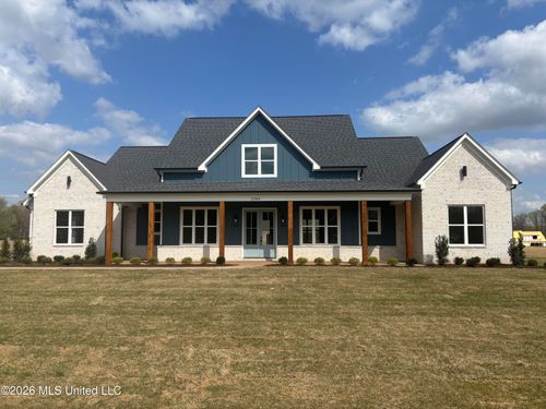 5184 Crick Ln, Hernando, MS, 38632-1489 | Card Image