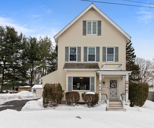 35 Tremont St, Stoneham, MA, 02180-1273 | Card Image