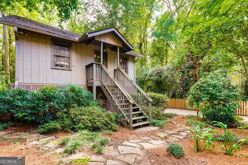 203 E Davis St, Decatur, GA, 30030-3709 | Card Image