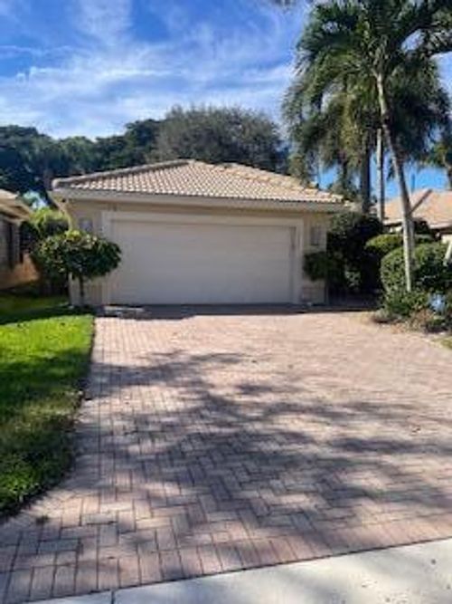 10681 Richfield Way, Boynton Beach, FL, 33437-3977 | Card Image