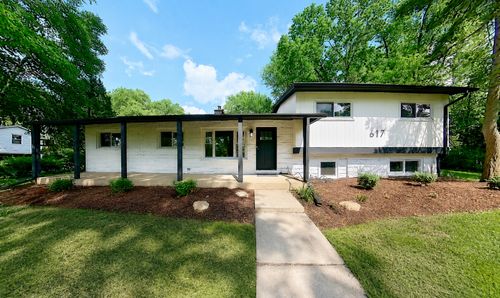 617 S Busse Rd, Mount Prospect, IL, 60056-3638 | Card Image