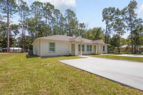 105 & 107 Nw 8th Street, CHIEFLAND, FL, 32626 | Card Image