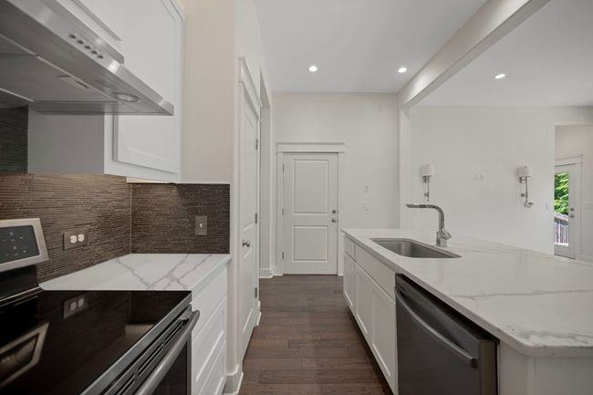 UNIT-22 - 13501 Metric Blvd, House other with 3 bedrooms, 2 bathrooms and 2 parking in Austin TX | Image 8