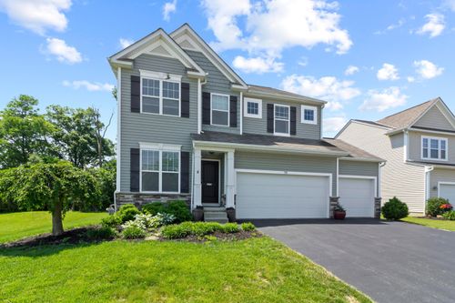 711 Deer Run Dr, Marysville, OH, 43040-8148 | Card Image