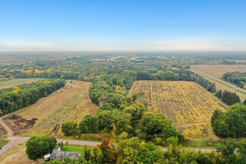 8072 325th Ave Nw, Princeton, MN, 55371-4911 | Card Image