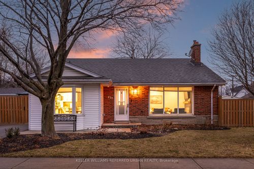 237 Hoover Cres, Hamilton, ON, L9A3H5 | Card Image