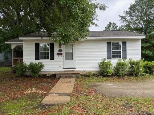902 E 13th St, Lumberton, NC, 28358-4120 | Card Image