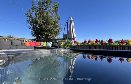 5607 Maklynne Way, Vars, ON, K0A3H0 | Card Image