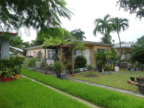 1629 Mayo St, Hollywood, FL, 33020-6540 | Card Image
