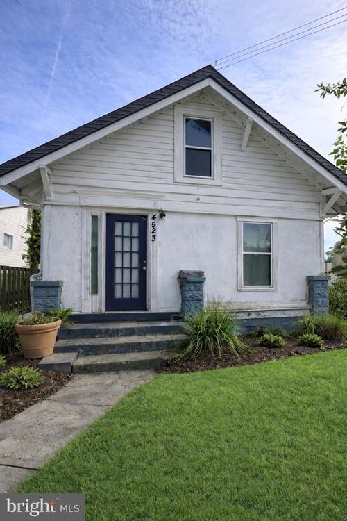 4523 41st Ave, North Brentwood, MD, 20722-1212 | Card Image