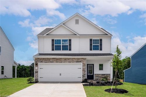 3446 Robindale Dr, Winston Salem, NC, 27107-1762 | Card Image