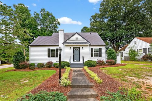 708 W Pope St, Dunn, NC, 28334-4738 | Card Image