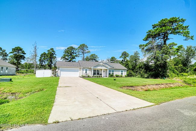 870 Pine Needles Rd, House other with 3 bedrooms, 2 bathrooms and 2 parking in Boiling Spring Lakes NC | Image 5