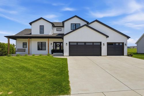 2516 Piney Run, Bloomington, IL, 61705-6448 | Card Image