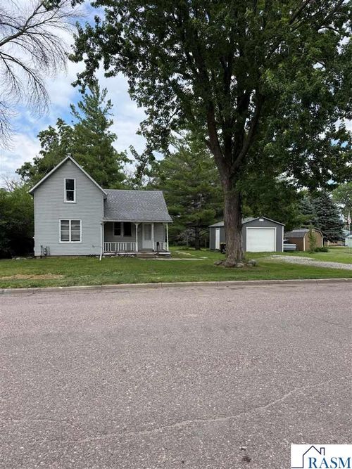 616 N Dewey St, Fairmont, MN, 56031-3821 | Card Image
