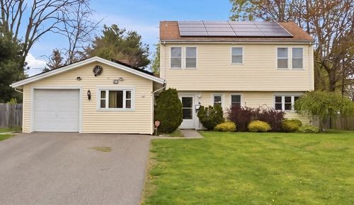 91 Gerald Ave, Brockton, MA, 02302-2530 | Card Image