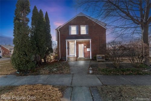 1804 15th St, Wyandotte, MI, 48192-3616 | Card Image