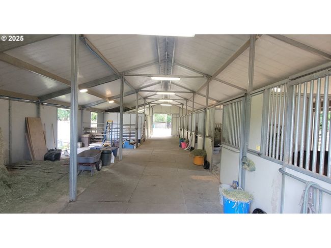 5750 Sw River Rd, House other with 3 bedrooms, 2 bathrooms and 2 parking in Hillsboro OR | Image 48