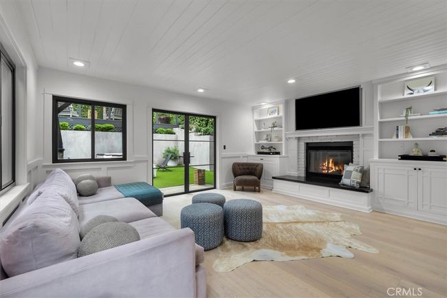 1012 10 Th St, House other with 4 bedrooms, 5 bathrooms and 8 parking in Manhattan Beach CA | Image 50