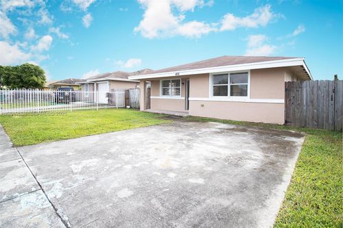 455 Nw 14th St, Florida City, FL, 33034-2130 | Card Image