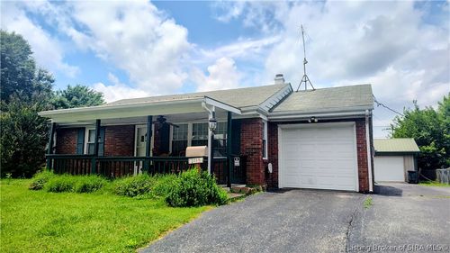 2115 Gary Dr, New Albany, IN, 47150-4627 | Card Image